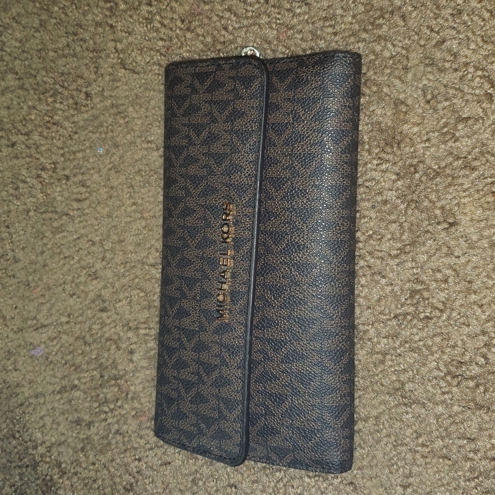 MK wallet